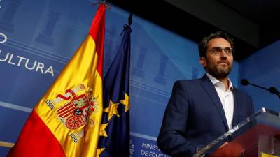 Novo ministro da Cultura espanhol prestou juramento perante o rei