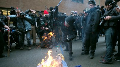 Novos confrontos no centro de Washington