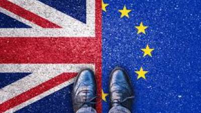 Objetivos do Reino Unido para reduzir imigração devem ser abolidos após ‘brexit’