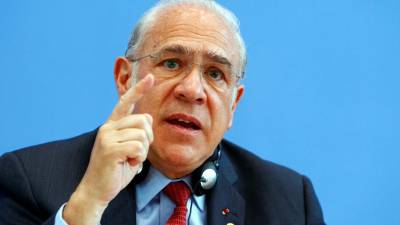 OCDE avisa que subida do emprego esconde estagnação salarial sem precedente