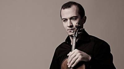 OCM fecha domingo a temporada com sentido de dever cumprido