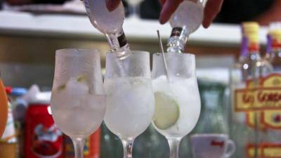 OMS quer aumento de preços de bebidas alcoólicas e diminuição do marketing