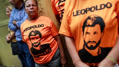 Opositor na Venezuela apela à luta após transferência para prisão domiciliária