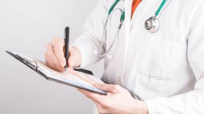 Ordem reivindica “atitude diferente” do Estado para com jovens médicos