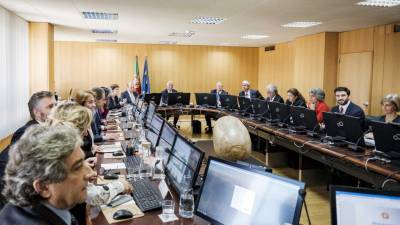 Orgânica do Governo suscita dúvidas a Marcelo