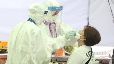 Pandemia já matou mais de 435 mil pessoas e infectou mais de oito milhões