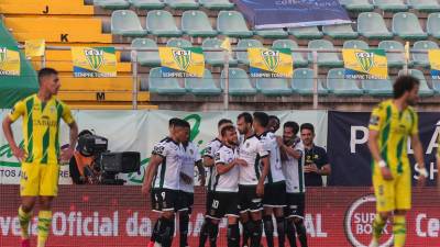 Paços de Ferreira vence e ‘afunda’ Marítimo