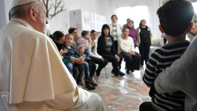 Papa agradece a mulheres de todo o mundo por construírem sociedades mais humanas e acolhedoras
