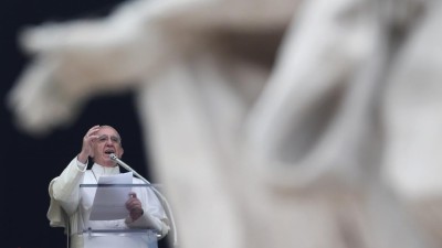 Papa apela à paz em Alepo e condena ataques bombistas