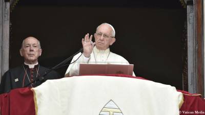 Papa critica a corrupção na América Latina e afirma que “a política está doente”