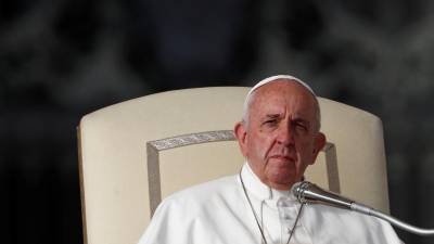 Papa diz que adultos devem seguir exemplo dos jovens na defesa do ambiente