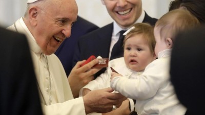 Papa Francisco e reedições de Ferreira de Castro, Lagerlöf e Pirandello nas livrarias
