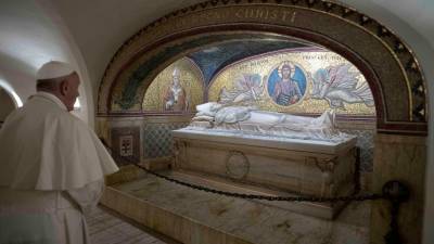 Papa homenageia “cristãos perseguidos” forçados a esconderem-se para celebrar Eucaristia