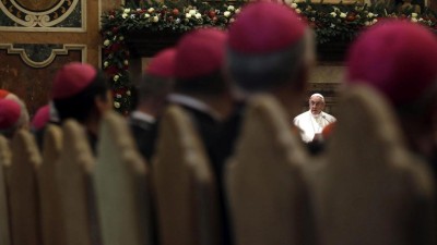 Papa lamenta resistências à reforma da Igreja