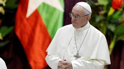 Papa não “resolve problemas impossíveis”, diz Vaticano sobre crise na Birmânia