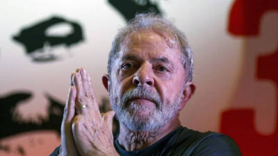 Paris concede cidadania de honra a ex-Presidente do Brasil Lula da Silva