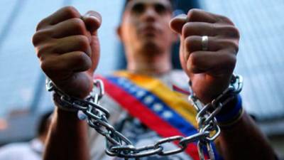 Parlamento da Venezuela pede ao Presidente que liberte 408 presos políticos