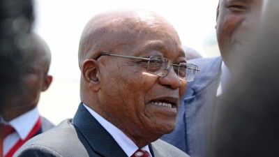 Parlamento sul-africano chumba moção para destituir Presidente Jacob Zuma