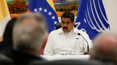 Parlamento venezuelano cancela debate sobre Presidente, oposição cancela marcha