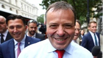 Partido Conservador Britânico recusa filiação do fundador do Leave.EU