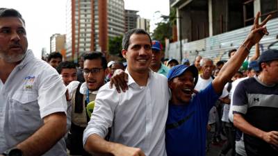 Partido de Juan Guaidó também afasta três deputados por suspeitas de corrupção