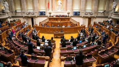 Partidos assinalam “ironia” de debate sobre nomeações para Banco de Portugal quando Centeno deixa Governo