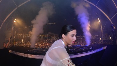 Público vibrou com a selecção musical da DJ Juicy M nas Festas de São Vicente