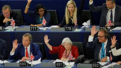 PE reitera recusa de acordo sem ‘backstop’ e apoio a novo adiamento do ‘Brexit’