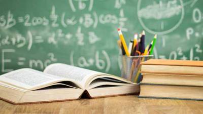 Pelo menos 10 mil alunos continuam sem todos os professores