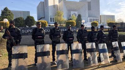 Pelo menos 11 mortos e 19 feridos em ataque a esquadra de polícia no Paquistão