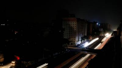 Pelo menos 12 dos 24 Estados da Venezuela estão novamente às escuras