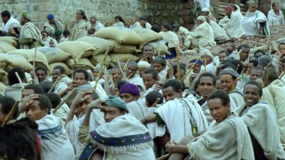 Pelo menos 15 mortos em distribuição de alimentos em Marrocos