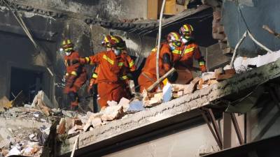 Pelo menos 18 mortos na China depois de explosão de camião que transportava gás líquido