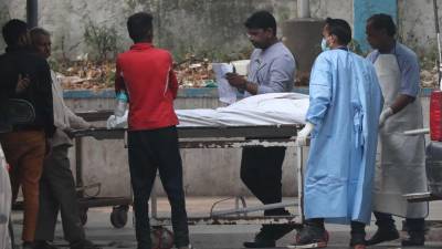 Pelo menos 34 mortos num incêndio em mercado