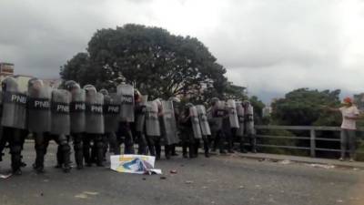 Pelo menos 43 detidos durante protestos na Venezuela