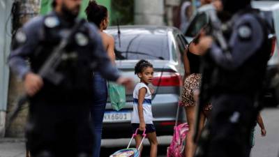 Pelo menos nove mortos durante intervenção da polícia em festa em S. Paulo no Brasil