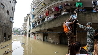 Pelo menos oito mortos em inundações no sul da China