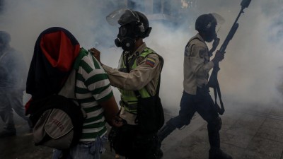 Pelo menos quatro mortos em protestos antigovernamentais na Venezuela
