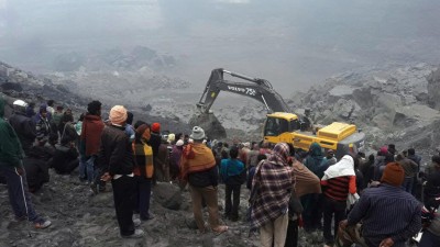Pelo menos seis mortos em colapso de mina no leste da Índia