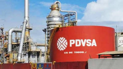 Pelo menos sete feridos em incêndio numa plataforma de fornecimento de gás venezuelana