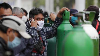 Peru passa 5.000 mortes e declara o oxigénio bem de interesse nacional