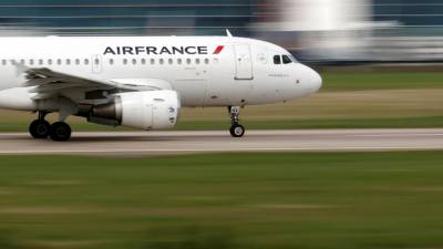 Pilotos da Air France rejeitam proposta de 2% de aumento salarial