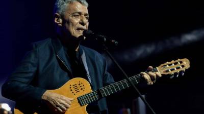 Plataformas musicais recebem 17 discos de Chico Buarque pelos seus 75 anos