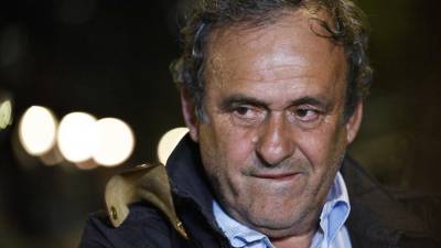 Platini reclama da UEFA salários em atraso, bónus e honorários de advogados