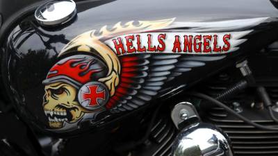 Polícia do Reino Unido detém 34 motociclistas dos Hells Angels por comportamentos criminosos
