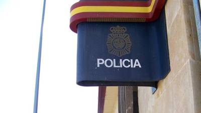 Polícia espanhola detém sem-abrigo português suspeito de violar uma mulher e abusar de outra