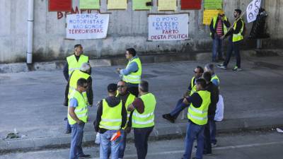Polícia fala em esquadras fechadas devido à greve, Governo diz desconhecer situação