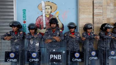Polícia impede estudantes venezuelanos da principal universidade pública de se manifestarem