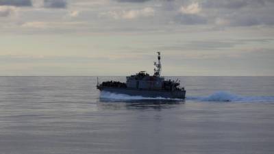 Polícia Marítima resgata nove afegãos em embarcação no mar Egeu