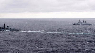 Porta-aviões nuclear russo chegou à costa da Síria